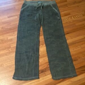 Juicy Couture Camo pants size XL